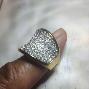 Elegant Gold and Silver Women's Ring